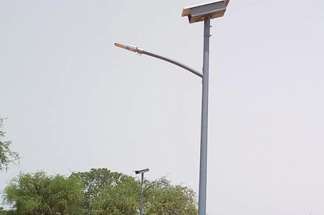 solar induction street light