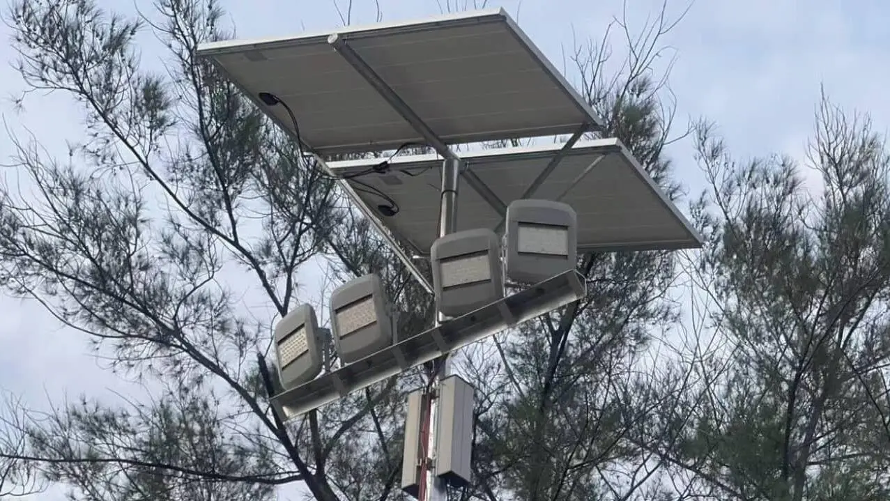 Installation of Solar Hight Mast Light
