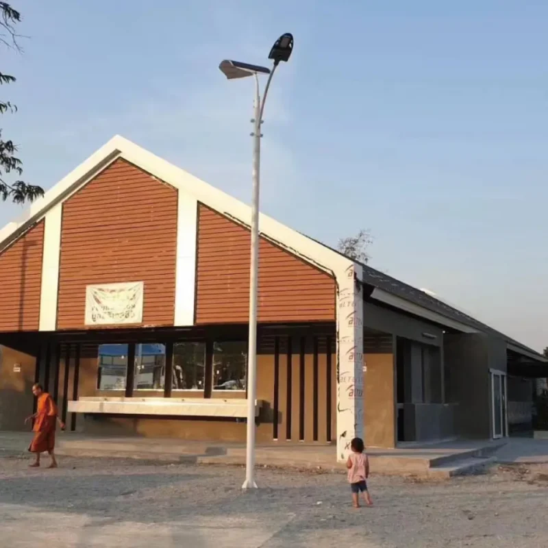 AKSO Decorative Solar Street Light