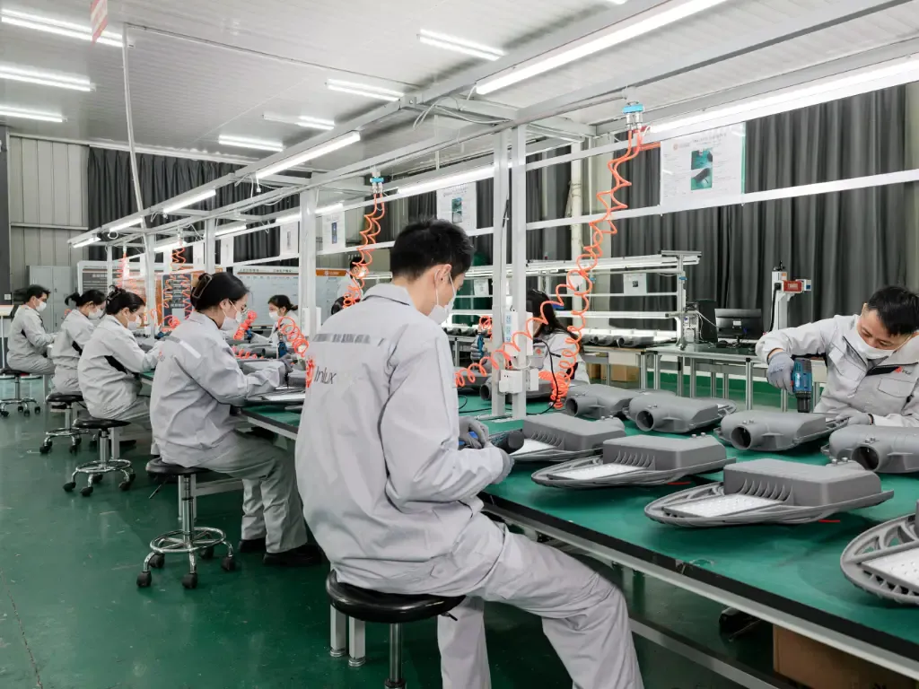 LED luminaire assembly at the Inlux Solar factory